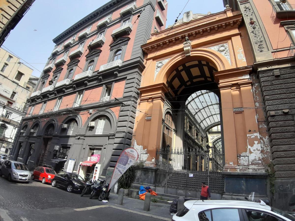 B&B Galleria Principe Di Napoli Eksteriør bilde