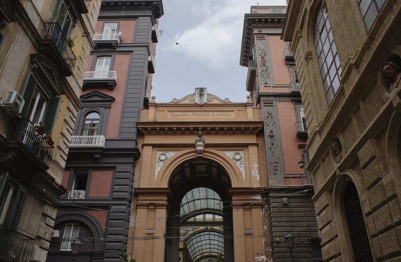 B&B Galleria Principe Di Napoli Eksteriør bilde