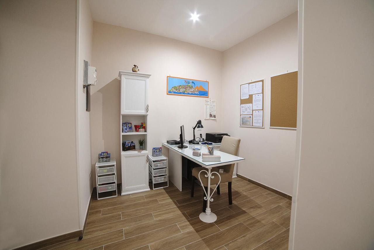 B&B Galleria Principe Di Napoli Eksteriør bilde